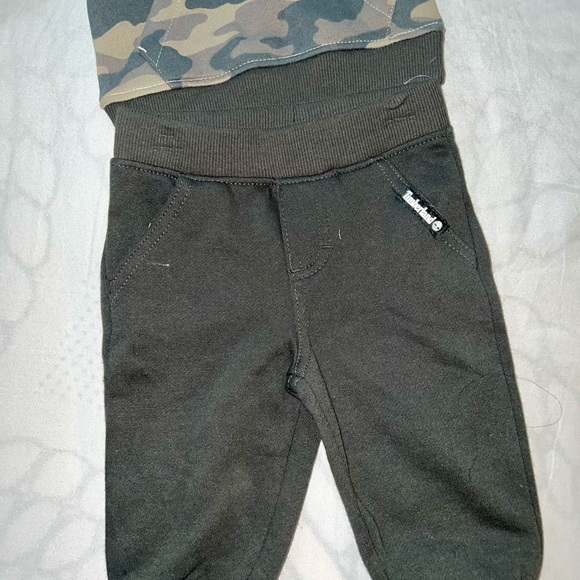 Kids Unisex Timberland Set💚 - Picture 1 of 4